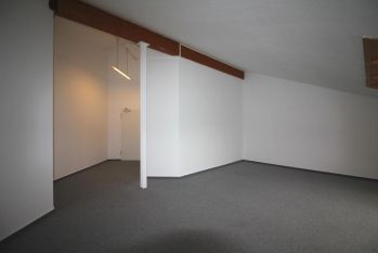 Klasse Büroräume im Gründerzentrum - Großzügige Raumeinheit