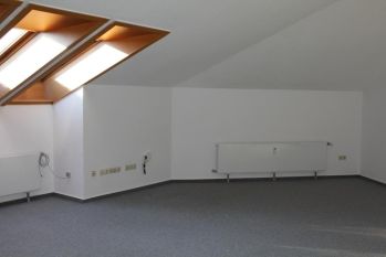 Klasse Büroräume im Gründerzentrum - Großzügige Raumeinheit