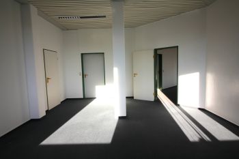 Klasse Büroräume im Gründerzentrum - Kleines attraktives Büro